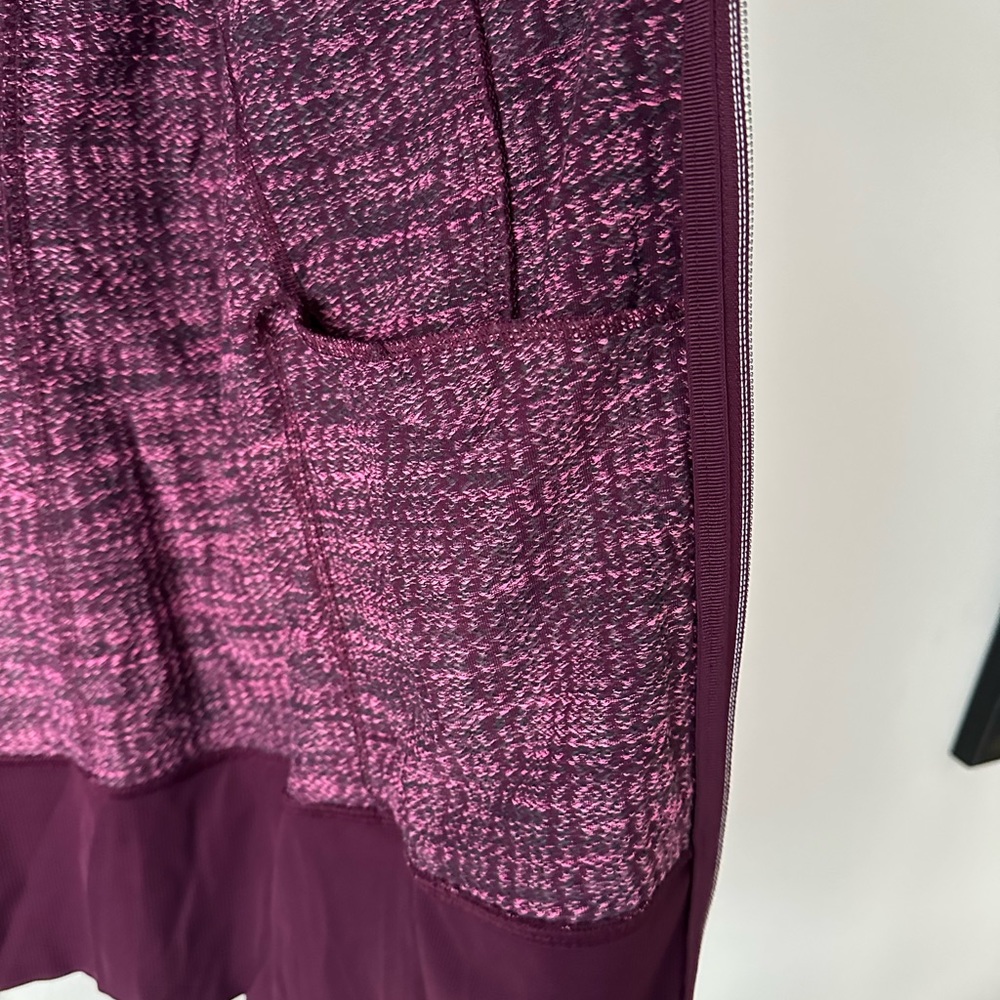 Lululemon stride maroon Jacket - Picture 3 of 5
